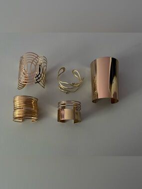 Gold Women's Cuff Bracelet Set